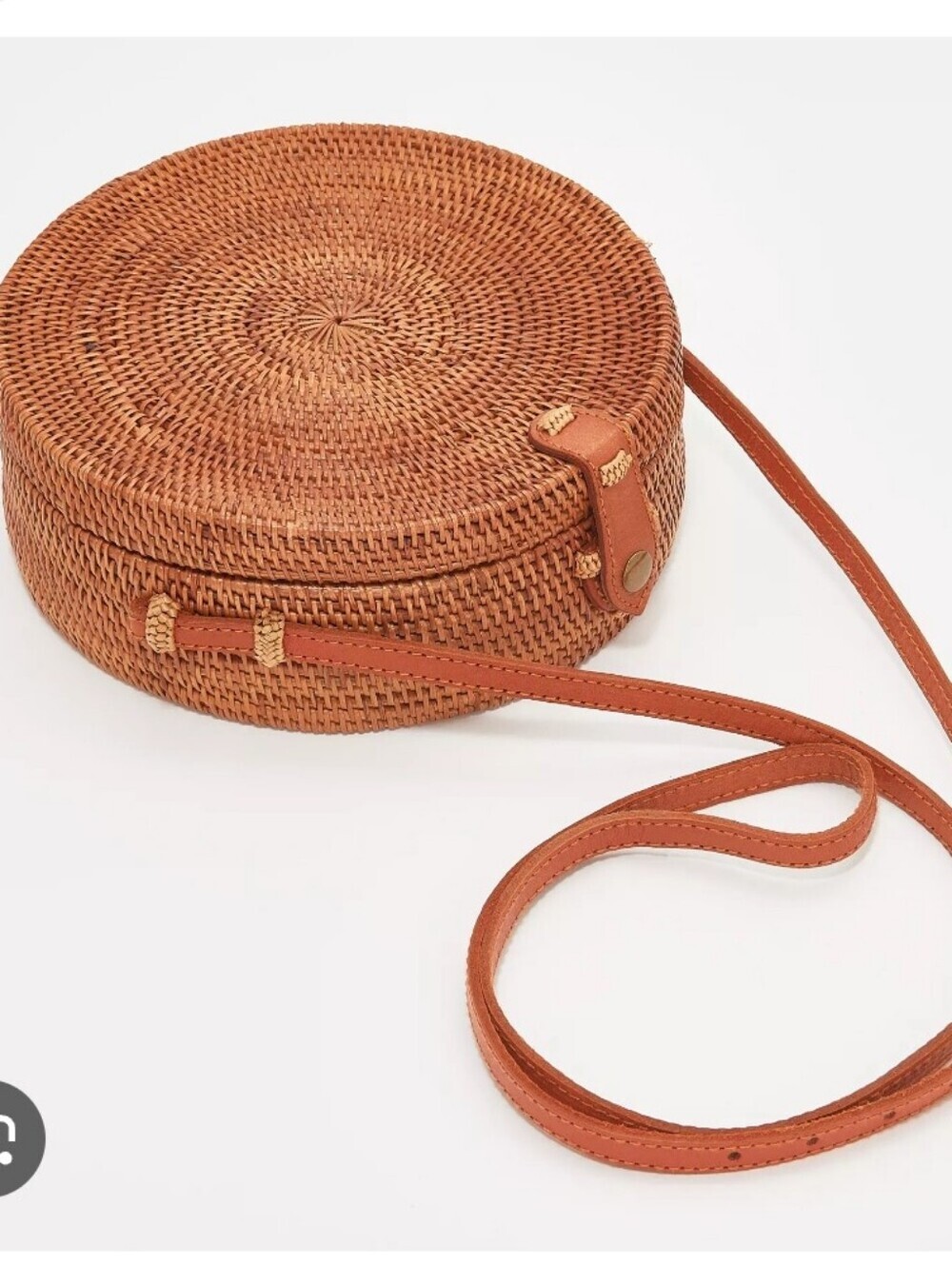 Round Rattan NWTs Star Pattern Bamboo/Wicker Lined Crossbody Purse - Picture 3 of 6